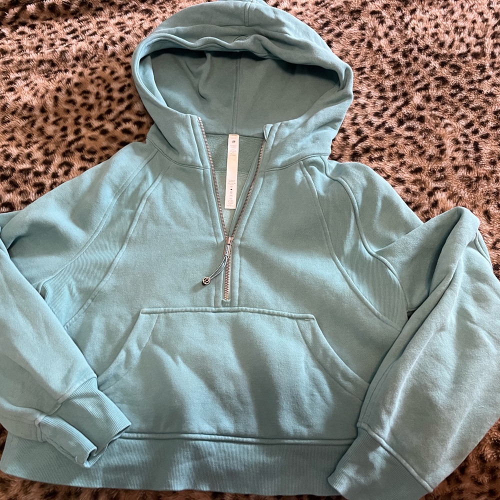 Lululemon Scuba